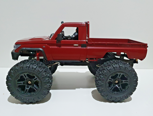 MN82 RC Rock Crawler MONSTER TRUCK Custom Build Toyota LC79 Upgraded