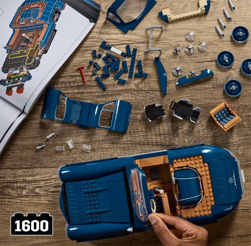 Mattel Brick Shop Hot Wheels Mercedes-Benz 300 Sl Building Toy Kit (1600 Pieces)