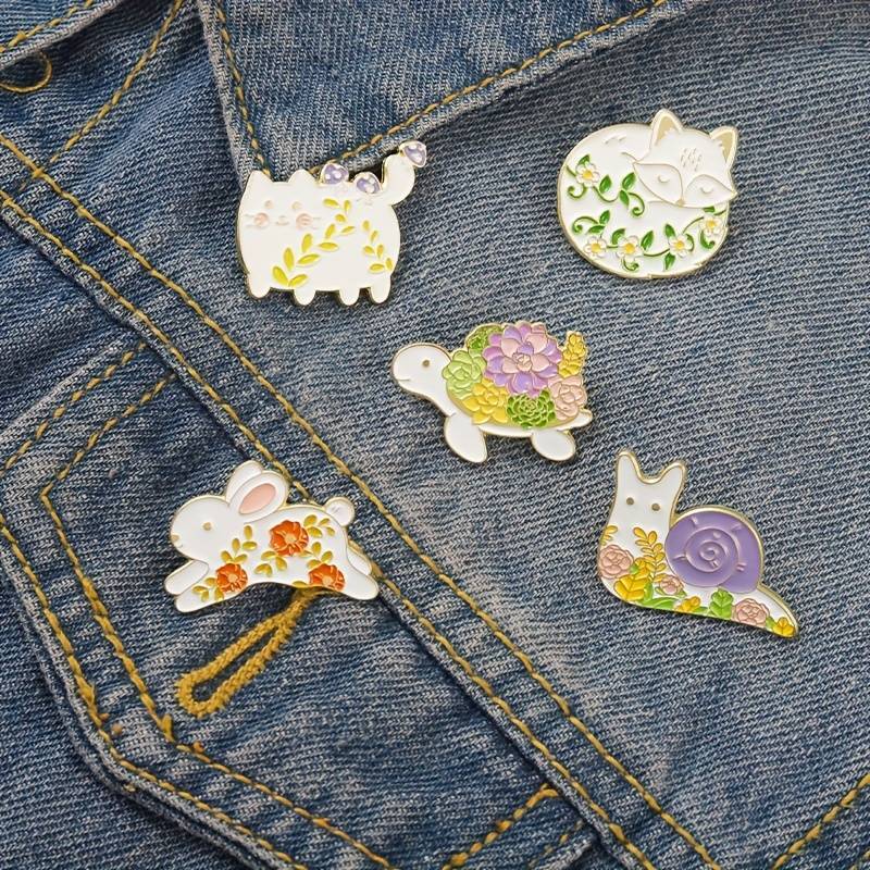 Brooch Pins Novelty Brooches Choose Your Design!