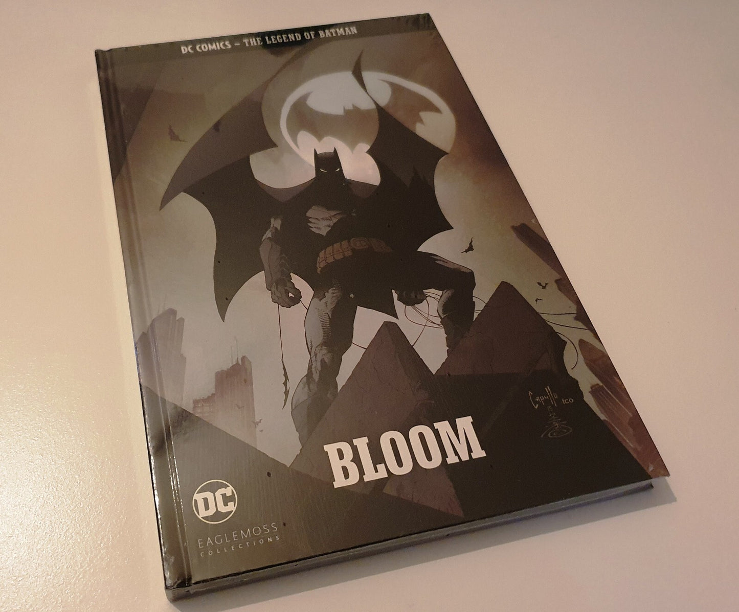 Eaglemoss DC Legend of Batman Graphic Novel Book Collection Select Volume