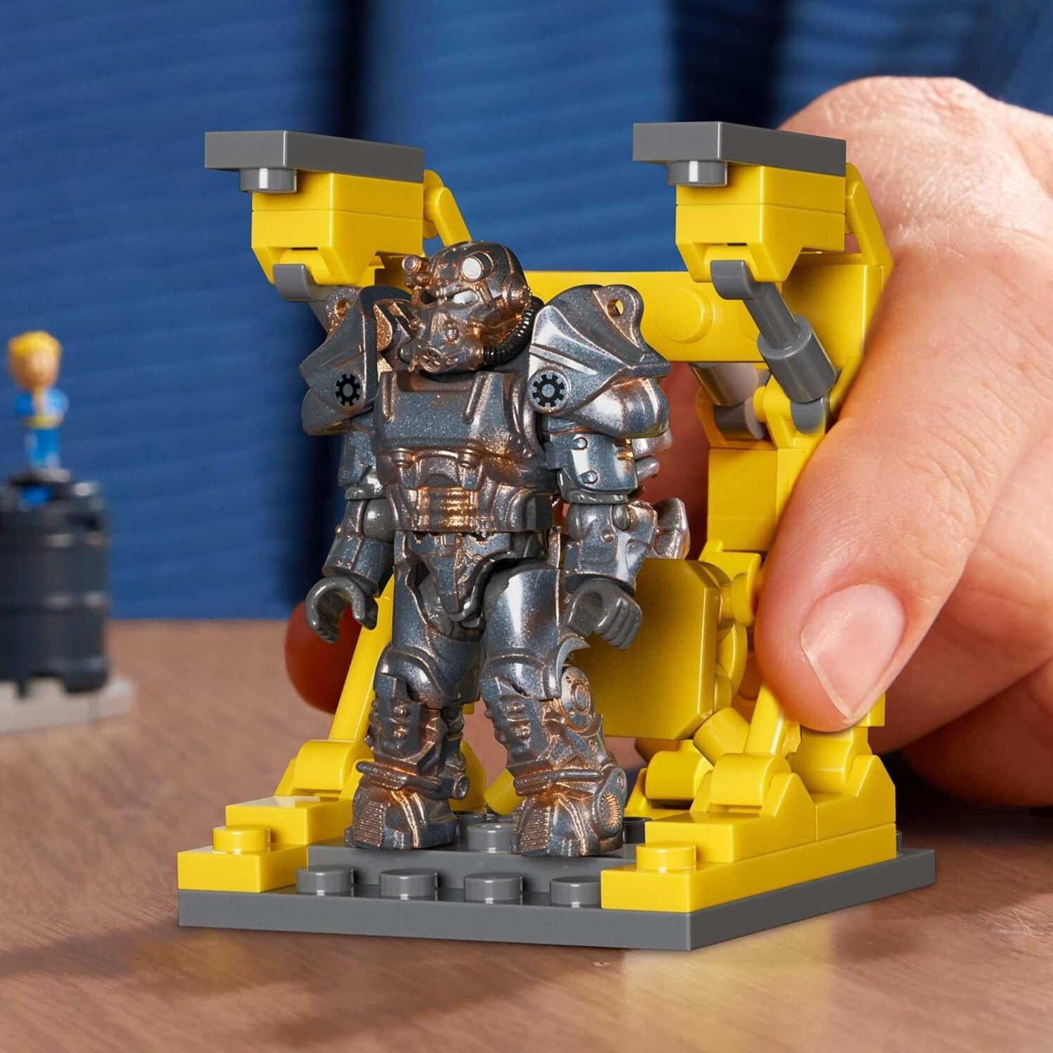 Fallout 4 Red Rocket Truck Stop Mega Bloks Buildable Display Model