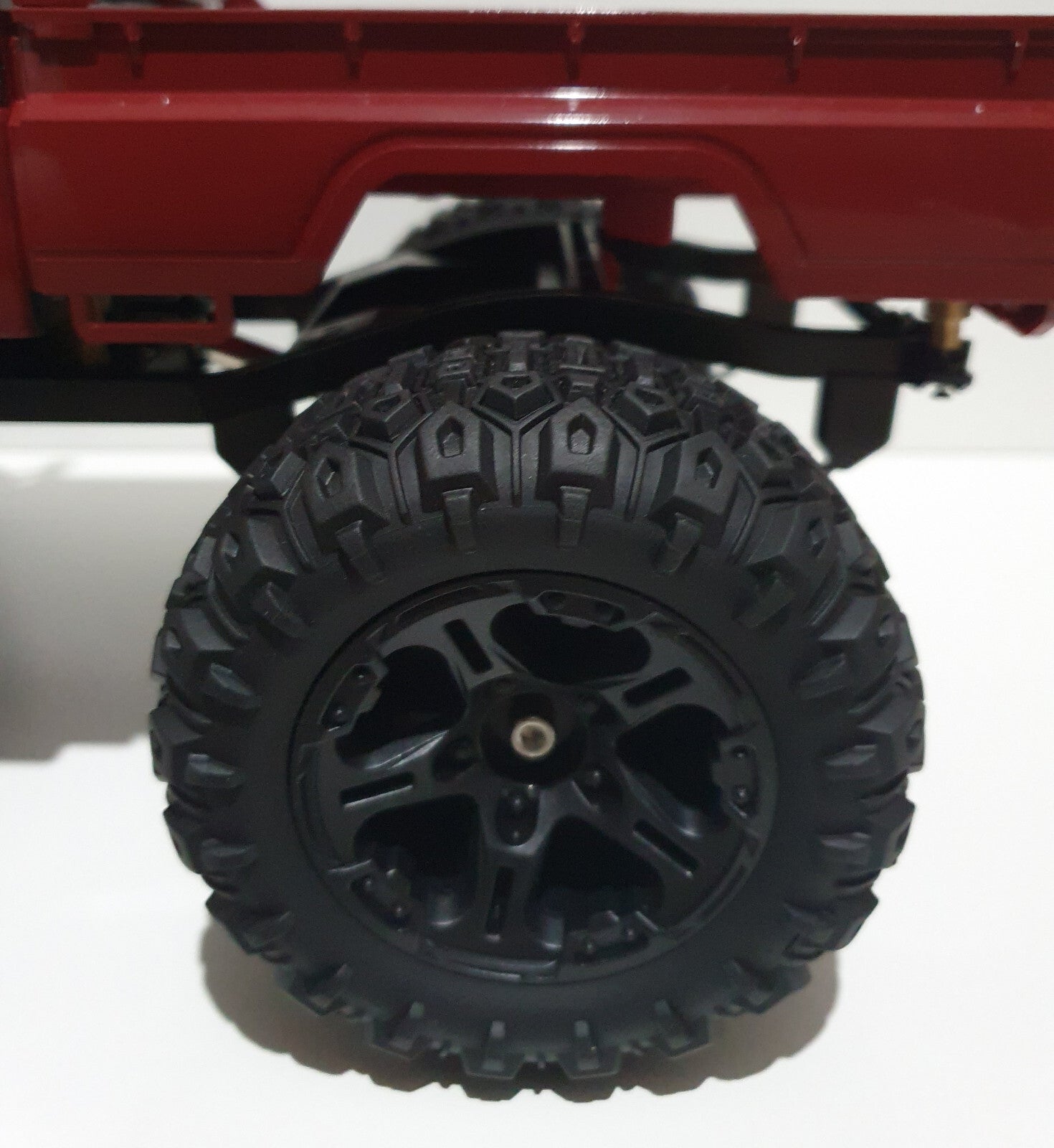 MN82 RC Rock Crawler MONSTER TRUCK Custom Build Toyota LC79 Upgraded